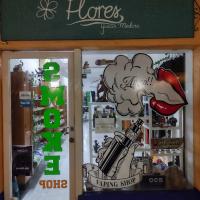 Flores Smoke Shop