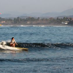playa-la-saladita-guerrero-surf.jpg