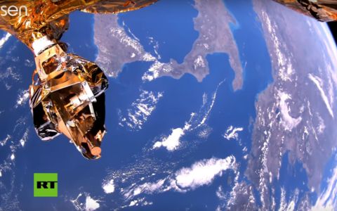 La tierra vista desde el espacio en 4K