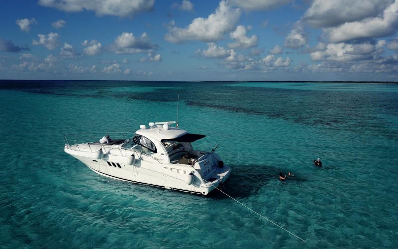 Deluxe Private Yachts% C El Cielo Cozumel 
