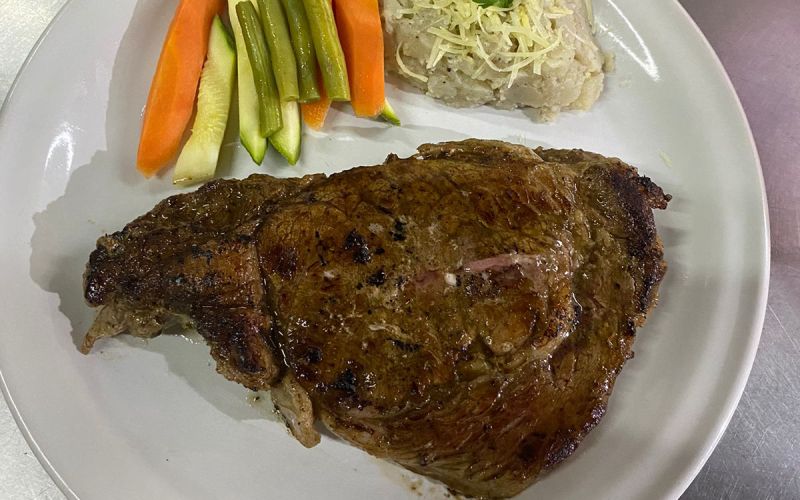 Platillo Carnes Ribeye.jpeg