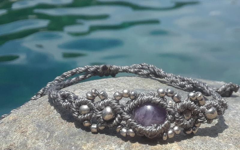 Pulsera Cuerzo Amatista Macrame Hilo Encerado Ajustable 